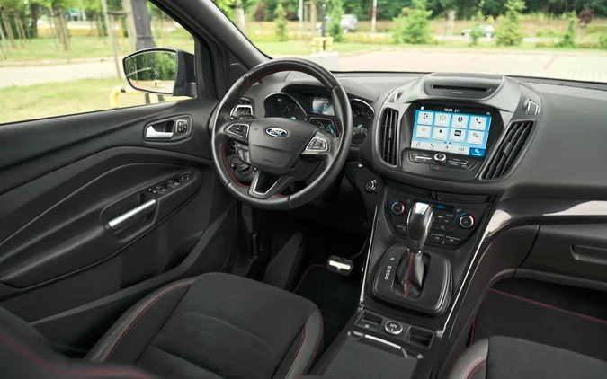 Ford Kuga cena 79900 przebieg: 199000, rok produkcji 2018 z Płock małe 781